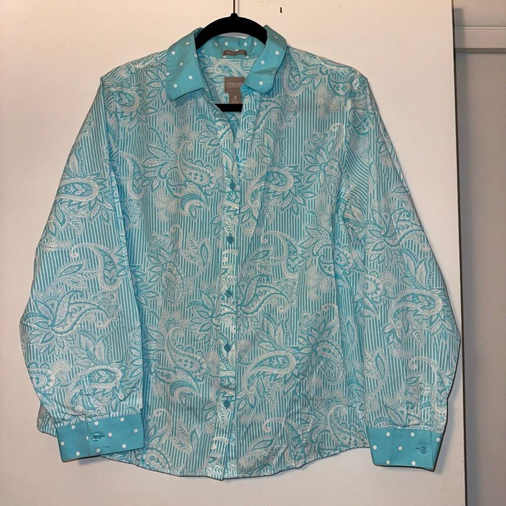 Chicos Women’s Size 3 (XL) Button Down Blouse Blue White Paisley Polka Dot STAIN